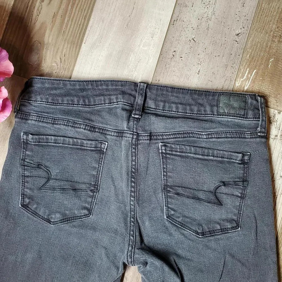 American Eagle Black Super Stretch Skinny Size 8 Regular Jeans - Picture 11 of 15